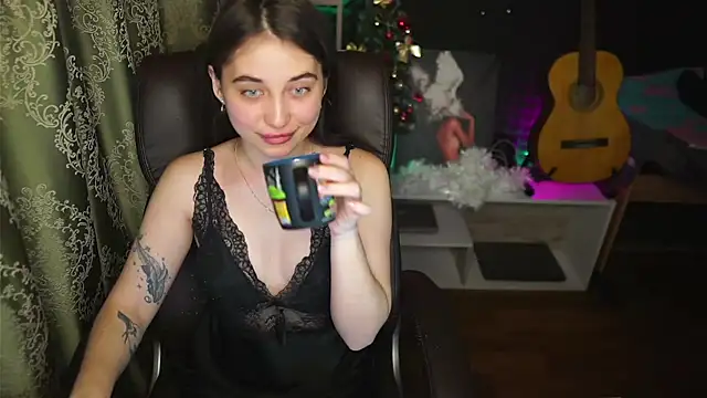 Snapshot of delicatedBailey chatting on January 18, 2025, 4:59 am delicatedBailey online show from January 18, 2025, 4:59 am