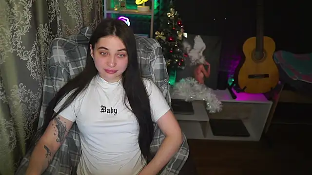 Snapshot of delicatedBailey chatting on February 13, 2025, 5:37 am delicatedBailey online show from February 13, 2025, 5:37 am