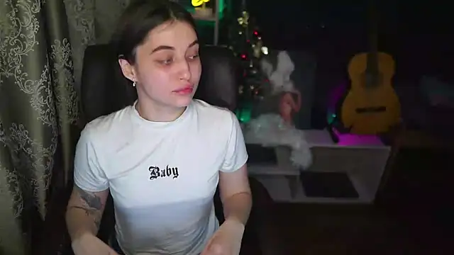 Snapshot of delicatedBailey chatting on February 14, 2025, 5:30 am delicatedBailey online show from February 14, 2025, 5:30 am