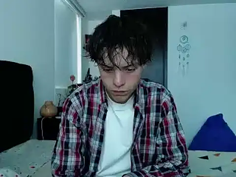 Snapshot of Santiago_kiler chatting on December 20, 2024, 8:12 pm Santiago kiler online show from December 20, 2024, 8:12 pm