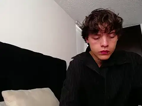 Snapshot of Santiago_kiler chatting on December 30, 2024, 8:36 pm Santiago kiler online show from December 30, 2024, 8:36 pm