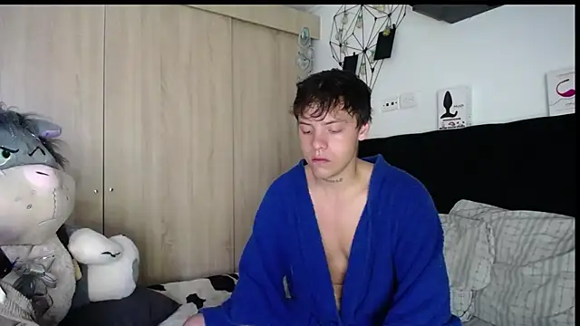 Snapshot of Santiago_kiler chatting on November 6, 2025, 10:10 pm Santiago kiler online show from November 6, 2025, 10:10 pm