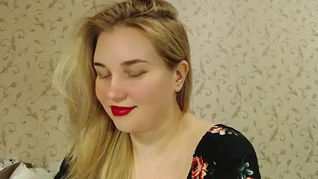 mmmPinUpGirl online show from September 8, 2025, 7:57 pm