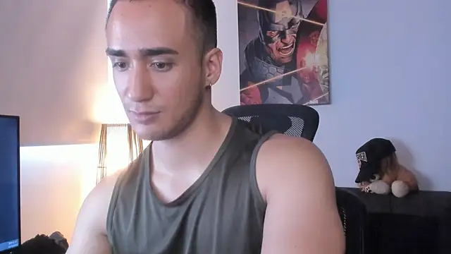 AlexRivera6 online show from December 21, 2024, 1:53 pm