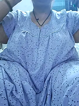 Snapshot of Kavya_XX chatting on September 20, 2025, 12:11 am Kavya XX online show from September 20, 2025, 12:11 am