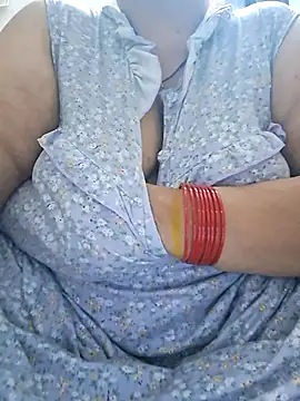 Snapshot of Kavya_XX chatting on October 14, 2025, 4:52 pm Kavya XX online show from October 14, 2025, 4:52 pm