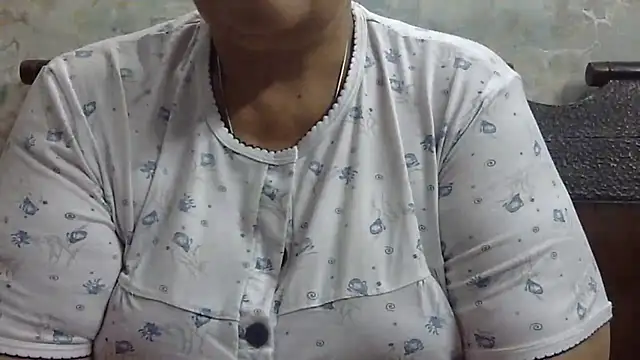 Snapshot of Kavya_XX chatting on June 6, 2026, 6:18 am Kavya XX online show from June 6, 2026, 6:18 am