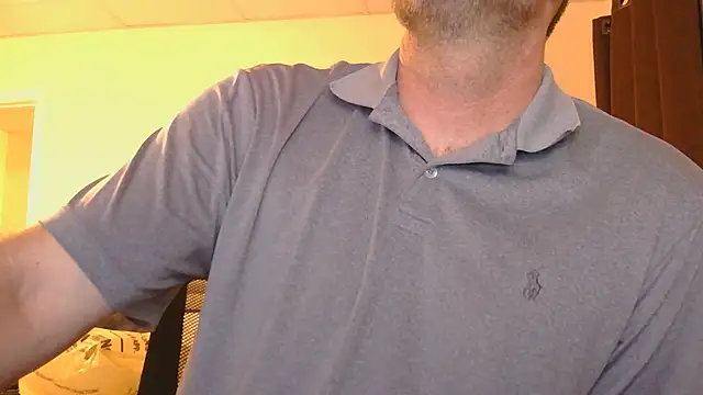 blakeypoo83 online show from October 4, 2025, 6:11 am