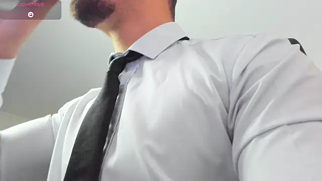 WilsonJules online show from October 5, 2025, 5:50 am