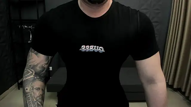 Snapshot of TonyWilcox chatting on January 26, 2025, 6:28 am TonyWilcox online show from January 26, 2025, 6:28 am