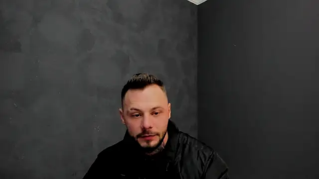 Snapshot of BrianHunts chatting on January 20, 2025, 6:42 am BrianHunts online show from January 20, 2025, 6:42 am