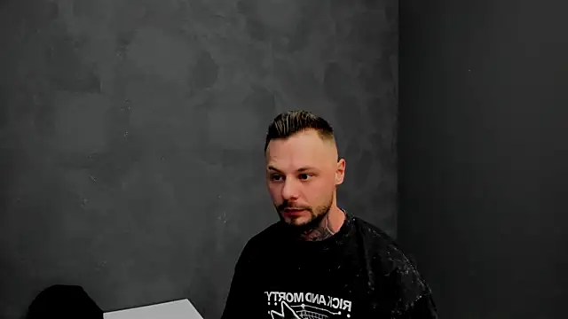 Snapshot of BrianHunts chatting on January 24, 2025, 7:19 am BrianHunts online show from January 24, 2025, 7:19 am