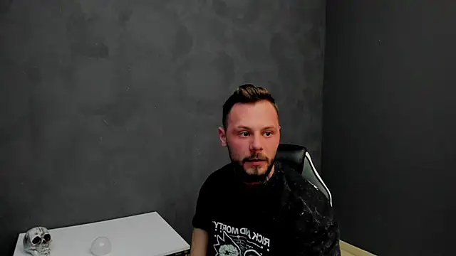 Snapshot of BrianHunts chatting on February 22, 2025, 6:17 am BrianHunts online show from February 22, 2025, 6:17 am