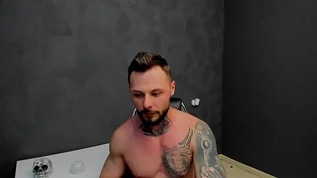Snapshot of BrianHunts chatting on February 24, 2025, 2:04 pm BrianHunts online show from February 24, 2025, 2:04 pm