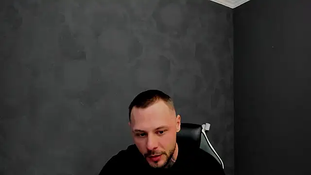 Snapshot of BrianHunts chatting on February 27, 2025, 9:43 am BrianHunts online show from February 27, 2025, 9:43 am