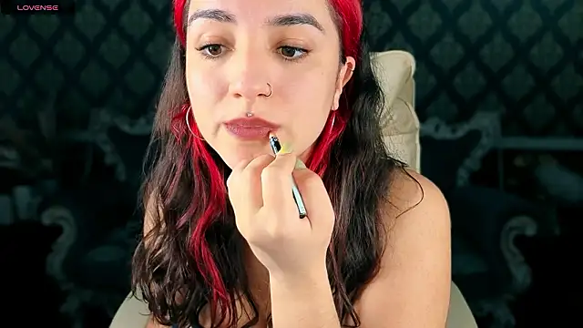 Daphne Moss online show from February 28, 2026, 2:18 pm