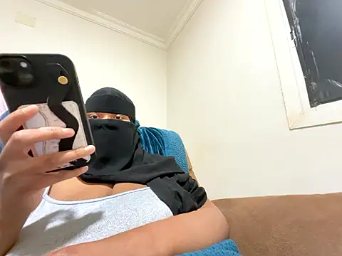 Snapshot of Submissive_Arab chatting on January 16, 2026, 5:50 pm Submissive Arab online show from January 16, 2026, 5:50 pm