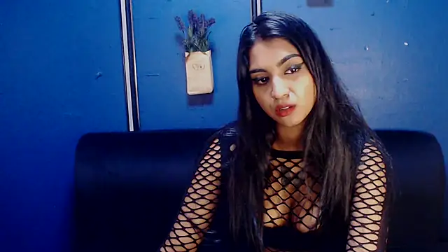 Delilah Blazee online show from March 14, 2025, 1:46 pm