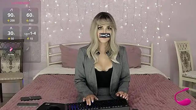 Snapshot of --SUCCESS-- chatting on September 20, 2025, 4:30 pm --SUCCESS-- online show from September 20, 2025, 4:30 pm