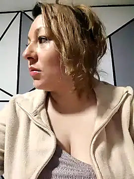 Snapshot of sakotodika chatting on January 5, 2025, 4:14 am sakotodika online show from January 5, 2025, 4:14 am