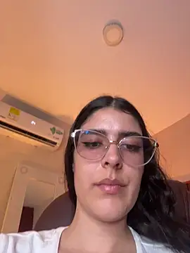 Snapshot of _Niah_ chatting on March 12, 2026, 9:32 pm Niah online show from March 12, 2026, 9:32 pm