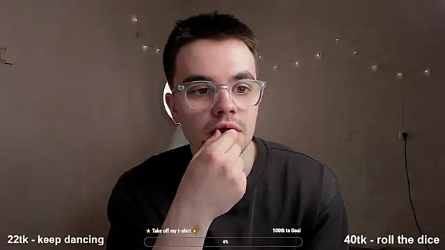 Snapshot of jame_flow chatting on February 25, 2025, 9:46 pm jame flow online show from February 25, 2025, 9:46 pm