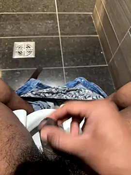 Pavan921 online show from December 22, 2025, 5:21 pm