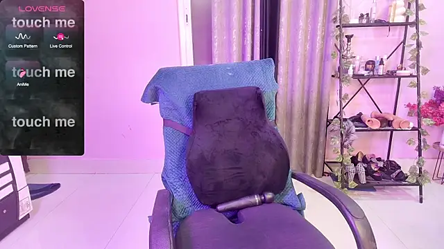 Naughty nightz online show from September 20, 2025, 6:14 am