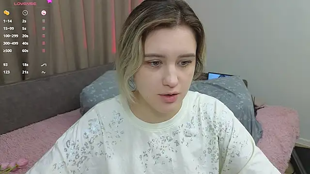 Snapshot of dusyastar chatting on December 23, 2024, 3:01 pm dusyastar online show from December 23, 2024, 3:01 pm