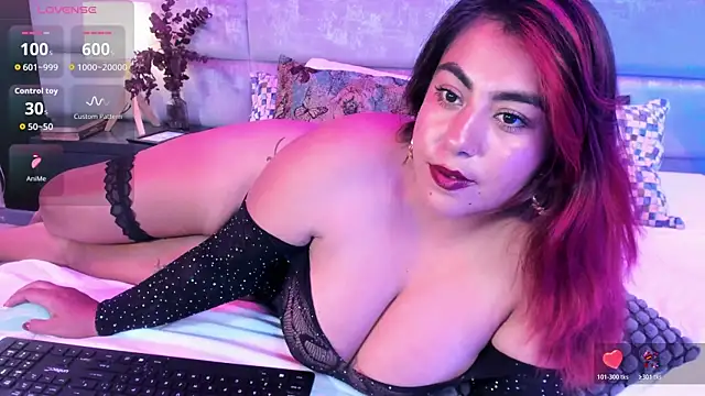 gatuwildhott online show from March 25, 2026, 8:15 pm
