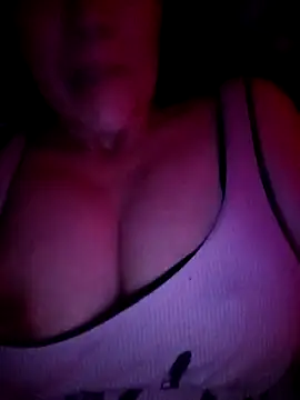 LeilaSaint online show from September 12, 2025, 5:13 pm