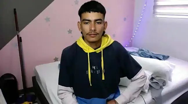 Snapshot of sorry-mom69 chatting on January 25, 2025, 4:35 pm sorry-mom69 online show from January 25, 2025, 4:35 pm