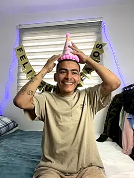 Snapshot of sorry-mom69 chatting on October 10, 2025, 2:49 pm sorry-mom69 online show from October 10, 2025, 2:49 pm