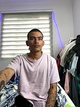 Snapshot of sorry-mom69 chatting on October 15, 2025, 6:08 pm sorry-mom69 online show from October 15, 2025, 6:08 pm