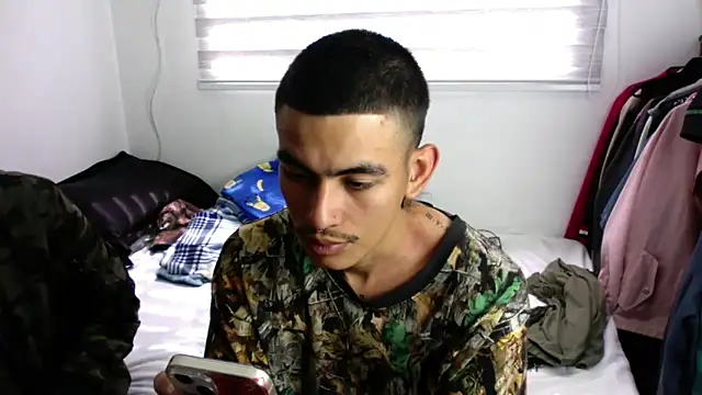 Snapshot of sorry-mom69 chatting on October 19, 2025, 6:41 pm sorry-mom69 online show from October 19, 2025, 6:41 pm