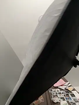 sorry-mom69 online show from December 1, 2025, 12:10 pm