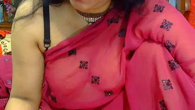 Snapshot of Daneldayna chatting on March 5, 2025, 2:36 am Daneldayna online show from March 5, 2025, 2:36 am