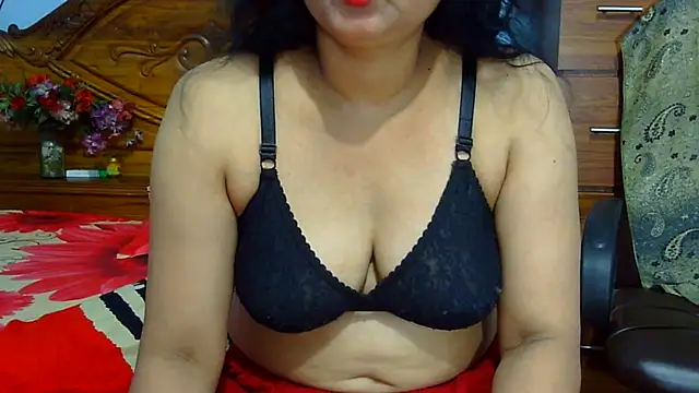 Snapshot of Daneldayna chatting on September 14, 2025, 5:39 am Daneldayna online show from September 14, 2025, 5:39 am
