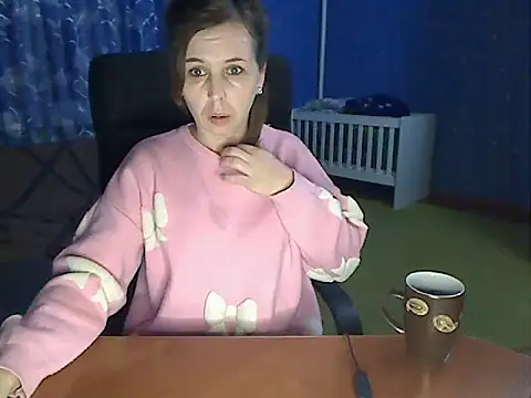 loveis007 online show from November 28, 2025, 8:00 pm