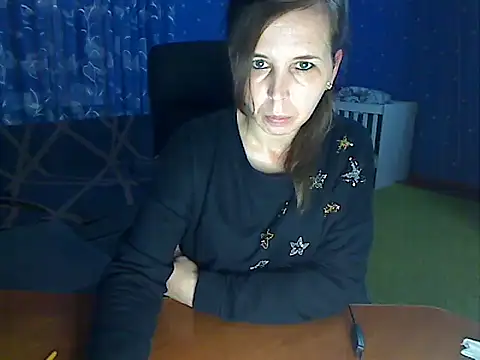 loveis007 online show from December 2, 2025, 3:29 pm