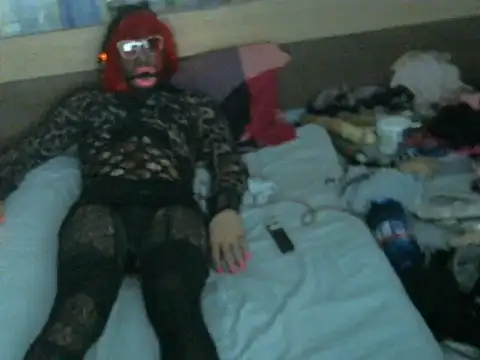 Kinkyslut07 online show from November 28, 2025, 11:24 am