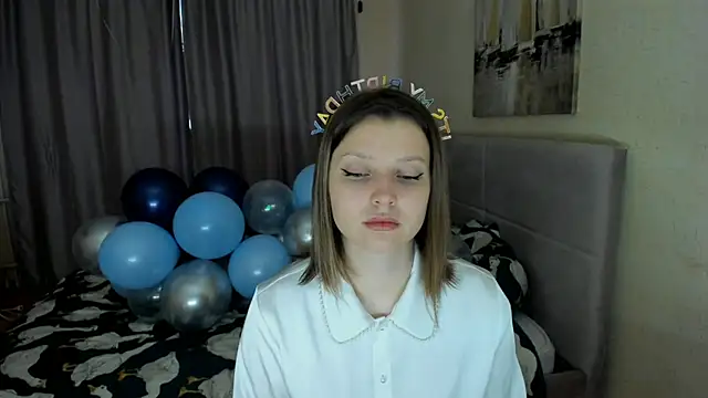 SoniNesti online show from September 25, 2025, 3:05 pm