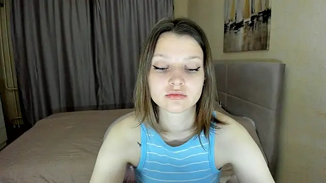 SoniNesti online show from October 21, 2025, 2:51 pm