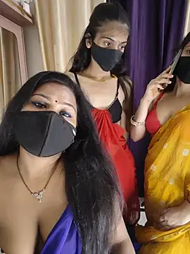 cutee  crazy online show from July 30, 2026, 1:32 pm