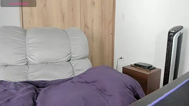 Snapshot of xspecialoomx chatting on July 27, 2026, 12:56 pm xspecialoomx online show from July 27, 2026, 12:56 pm