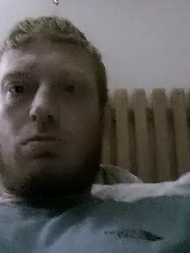 Snapshot of rippedbritish chatting on November 12, 2025, 12:44 am rippedbritish online show from November 12, 2025, 12:44 am