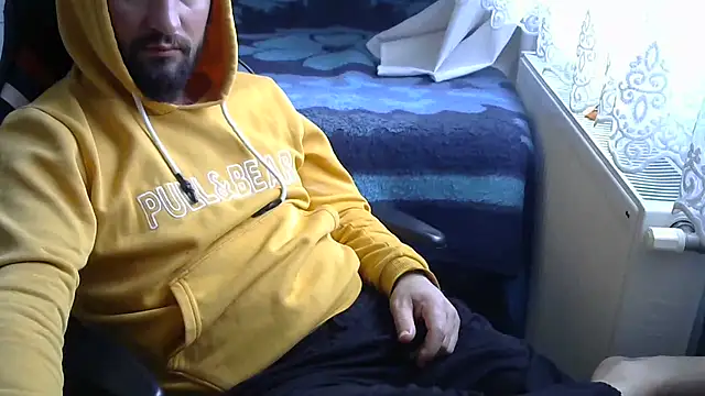 Snapshot of crazybaby5461 chatting on April 15, 2026, 9:38 am crazybaby5461 online show from April 15, 2026, 9:38 am