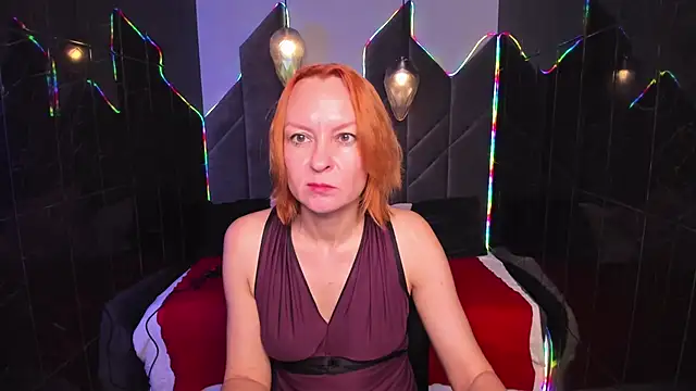 NikaGentle online show from October 6, 2025, 5:27 am