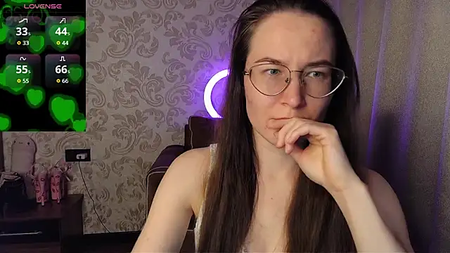 AgnesGraham online show from March 31, 2026, 9:04 pm