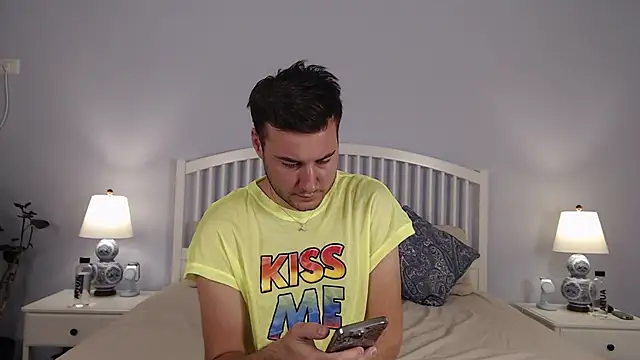 JustinMorrisX online show from September 13, 2025, 9:09 am